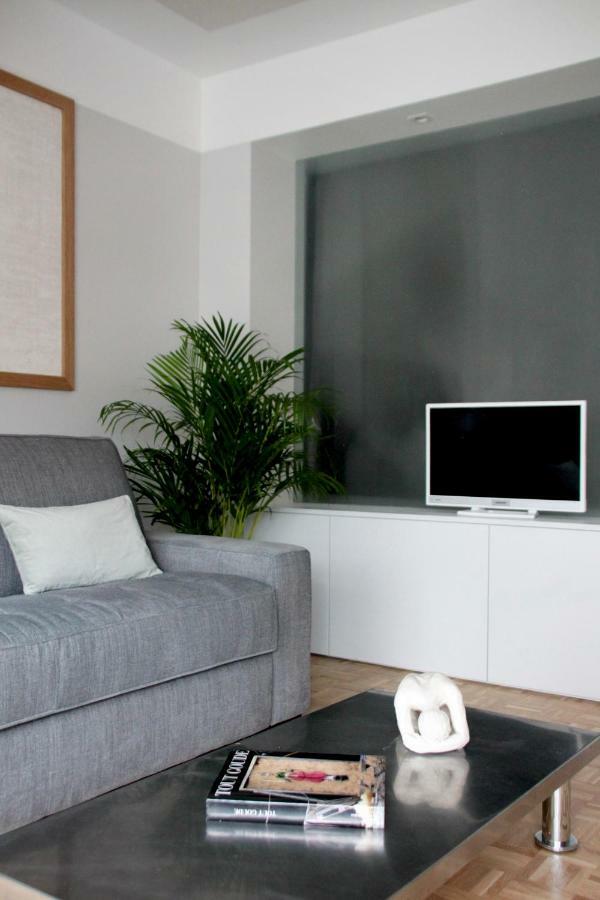 Joie Paris Tour Eiffel Apartment Екстериор снимка